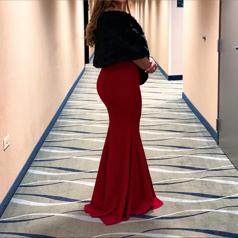 Lulus one shoulder red evening gown